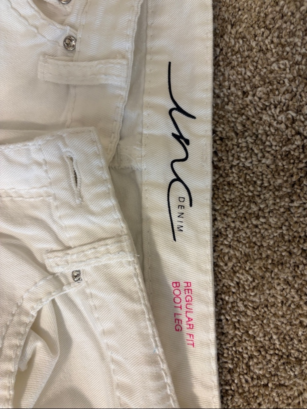 Women's INC White Regular Fit Boot Leg Jeans, sz 4